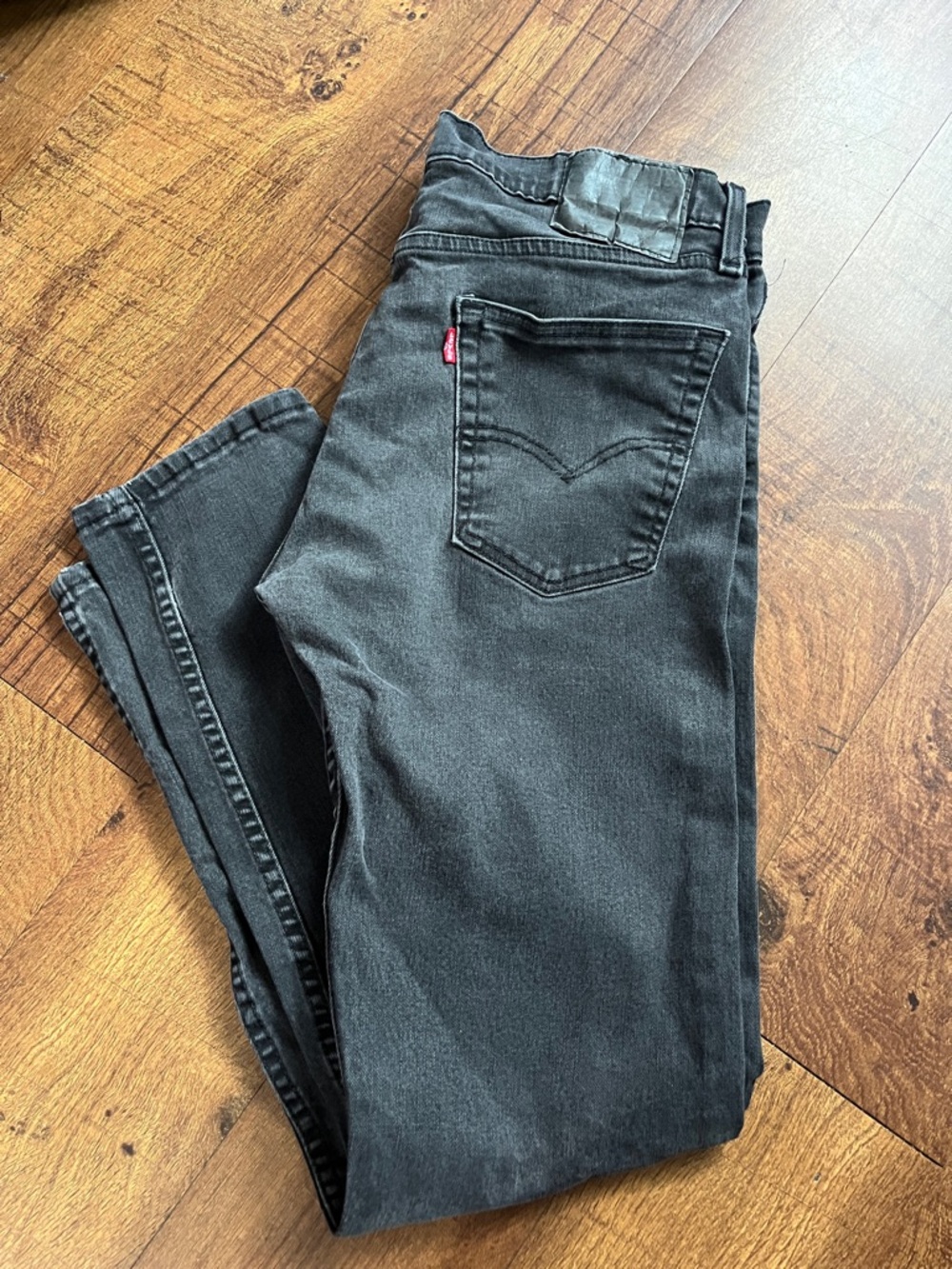 Levi’s Black Jeans with Red Tab 32|32